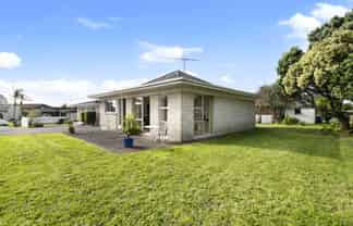 9B Bungalore Place, Half Moon Bay