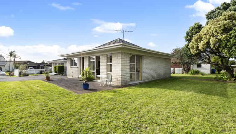 9B Bungalore Place, Half Moon Bay