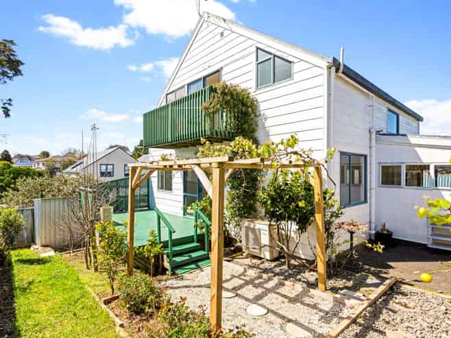 13A Caronia Crescent, Lynfield
