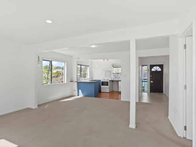 13A Caronia Crescent, Lynfield