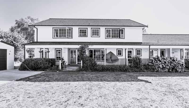 215 Riverbend Road, Meeanee