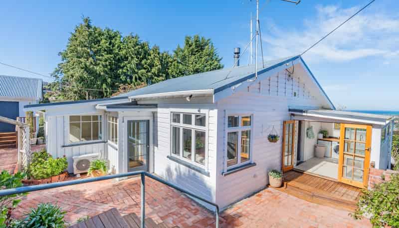 14 Tower Avenue, Waverley