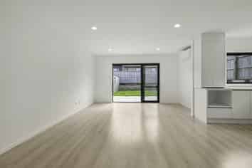 2/17 Tokerau Drive, Rototuna