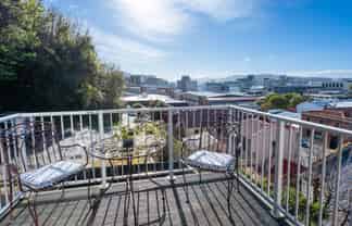 J/66 MacLaggan Street, Dunedin Central