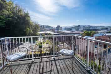 J/66 MacLaggan Street, Dunedin Central