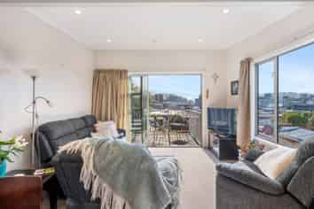 J/66 MacLaggan Street, Dunedin Central