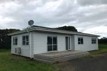 53 Elbow Road, Aka Aka