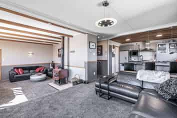 99 Fox Street, Avenal