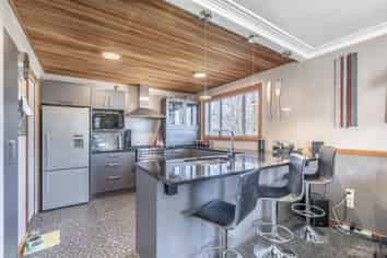 99 Fox Street, Avenal