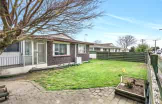 29 Wall Street, Nawton