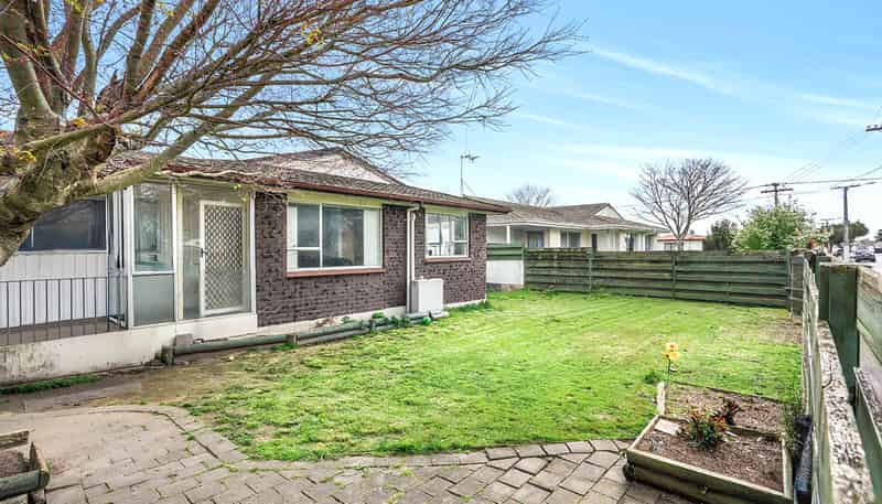 29 Wall Street, Nawton