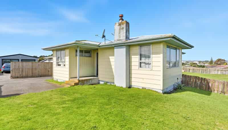 49 Lee Street, Castlecliff