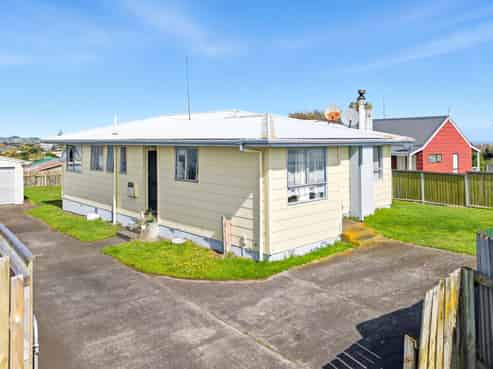 49 Lee Street, Castlecliff