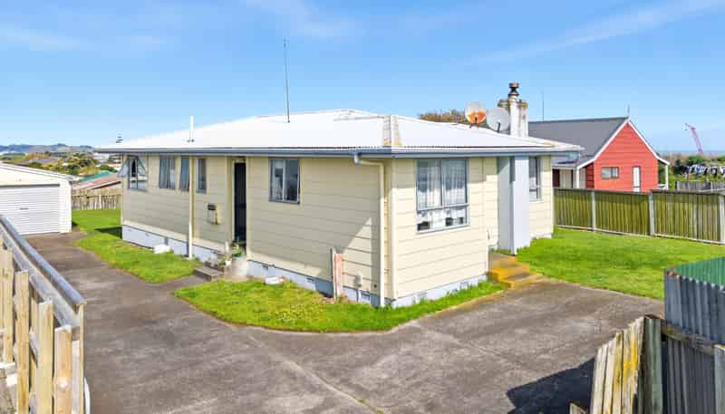 49 Lee Street, Castlecliff