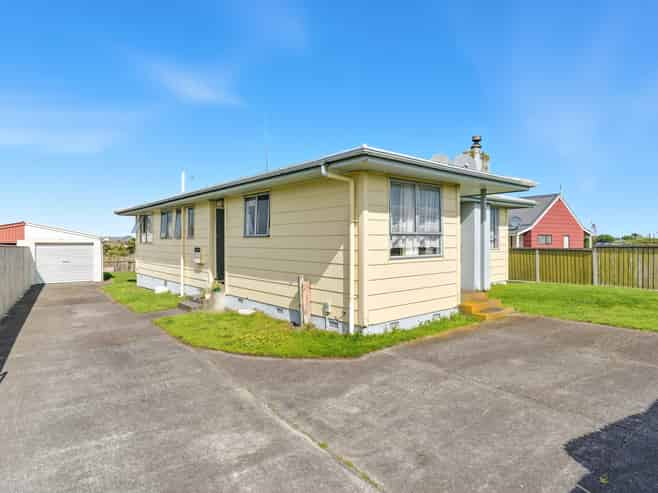 49 Lee Street, Castlecliff