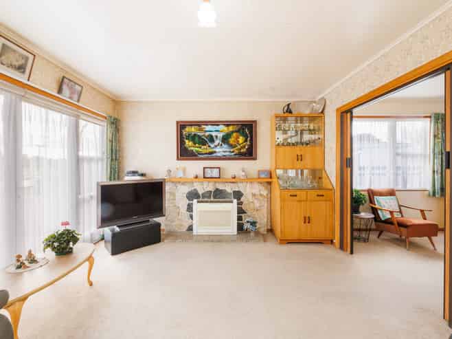 552 Pioneer Highway, Highbury