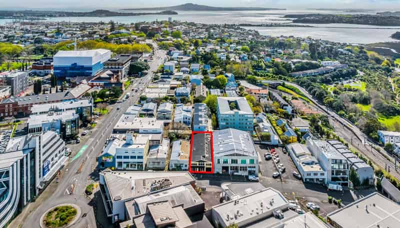 6 Railway Street, Newmarket