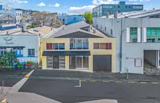 VACANT, VERSATILE OFFICE/WAREHOUSE
