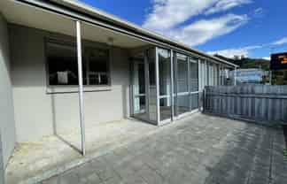 4/1 Angle Street, Picton