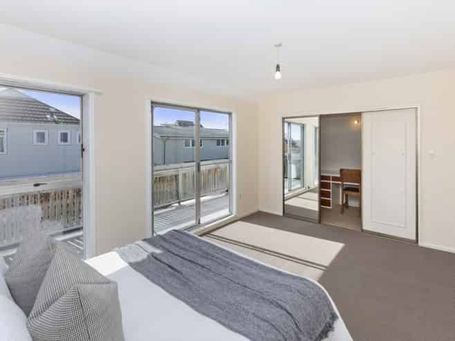 2/131 Rugby Street, Merivale