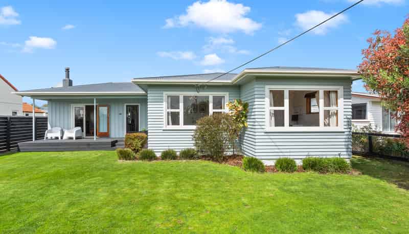 73 Jellicoe Street, Martinborough
