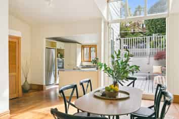 7 Armour Avenue, Mount Victoria