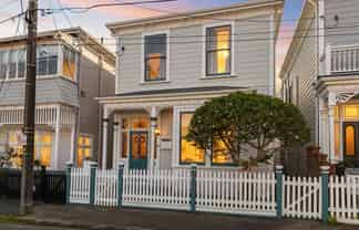 7 Armour Avenue, Mount Victoria
