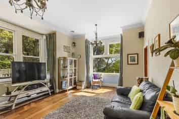 36 Sutherland Crescent, Melrose