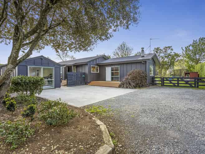 313 Kaipaki Road, Cambridge