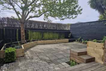 7/33 Winchester Street, Merivale