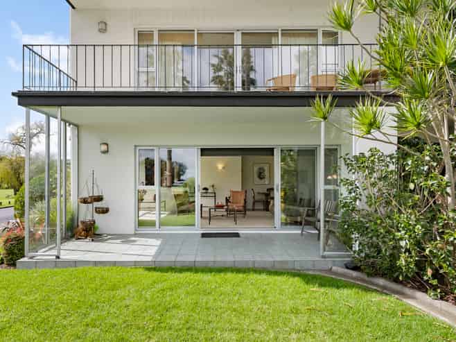 8/1 Watene Crescent, Orakei