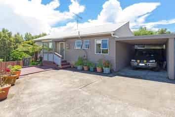 21B Brian Crescent, Stanmore Bay