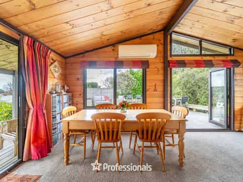 41 Raumati Road, Raumati Beach