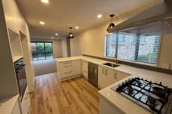 39 Landing Drive, Albany