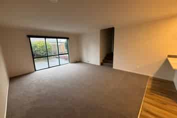 39 Landing Drive, Albany