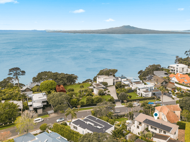 2 Clifton Road, Hauraki