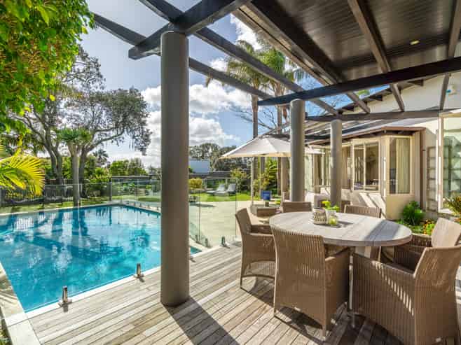 2 Clifton Road, Hauraki