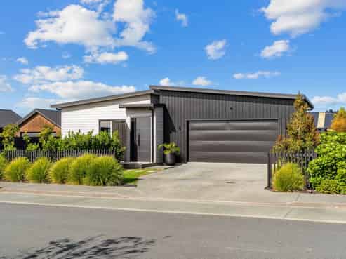 35  William Gilbert Drive, Mangawhai