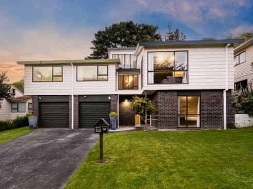 28 Peterhouse Street, Tawa