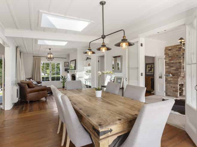 136 Attwood Road, Paremoremo