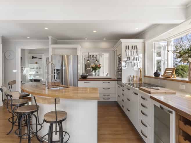 136 Attwood Road, Paremoremo