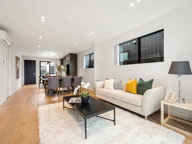 16C Withiel Drive, Epsom