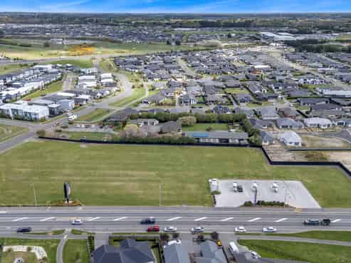 1.09ha Mixed-Use site in high-growth suburb
