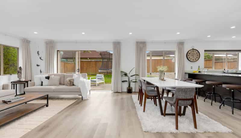 4 Villarosa Lane, Flat Bush