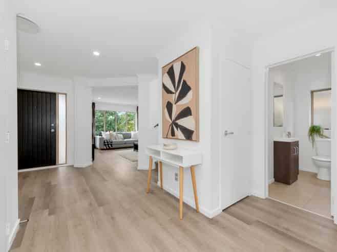 4 Villarosa Lane, Flat Bush