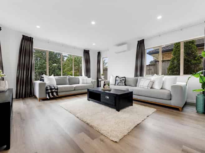 4 Villarosa Lane, Flat Bush