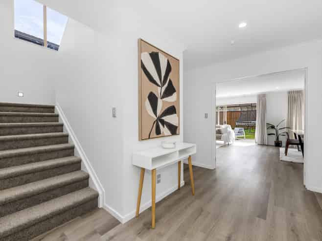 4 Villarosa Lane, Flat Bush