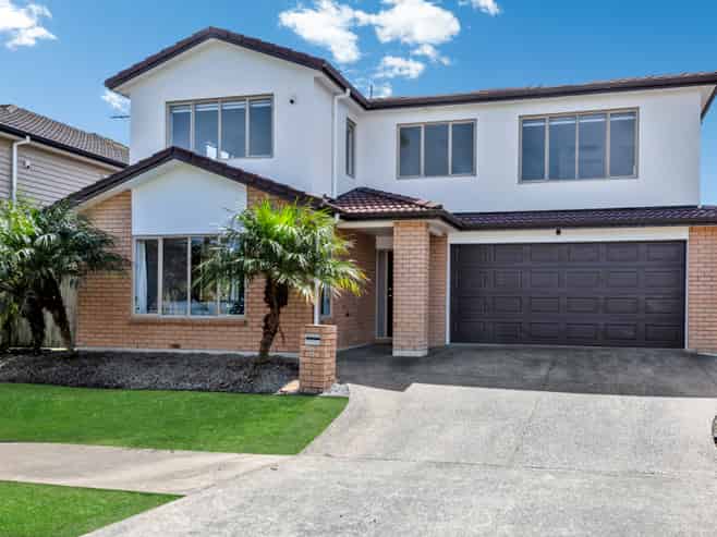 4 Villarosa Lane, Flat Bush