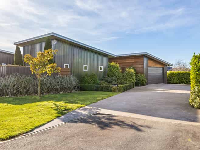 2 Ormandy Court, Amberley