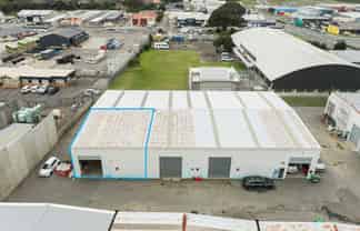 Industrial Warehouse Available For Lease